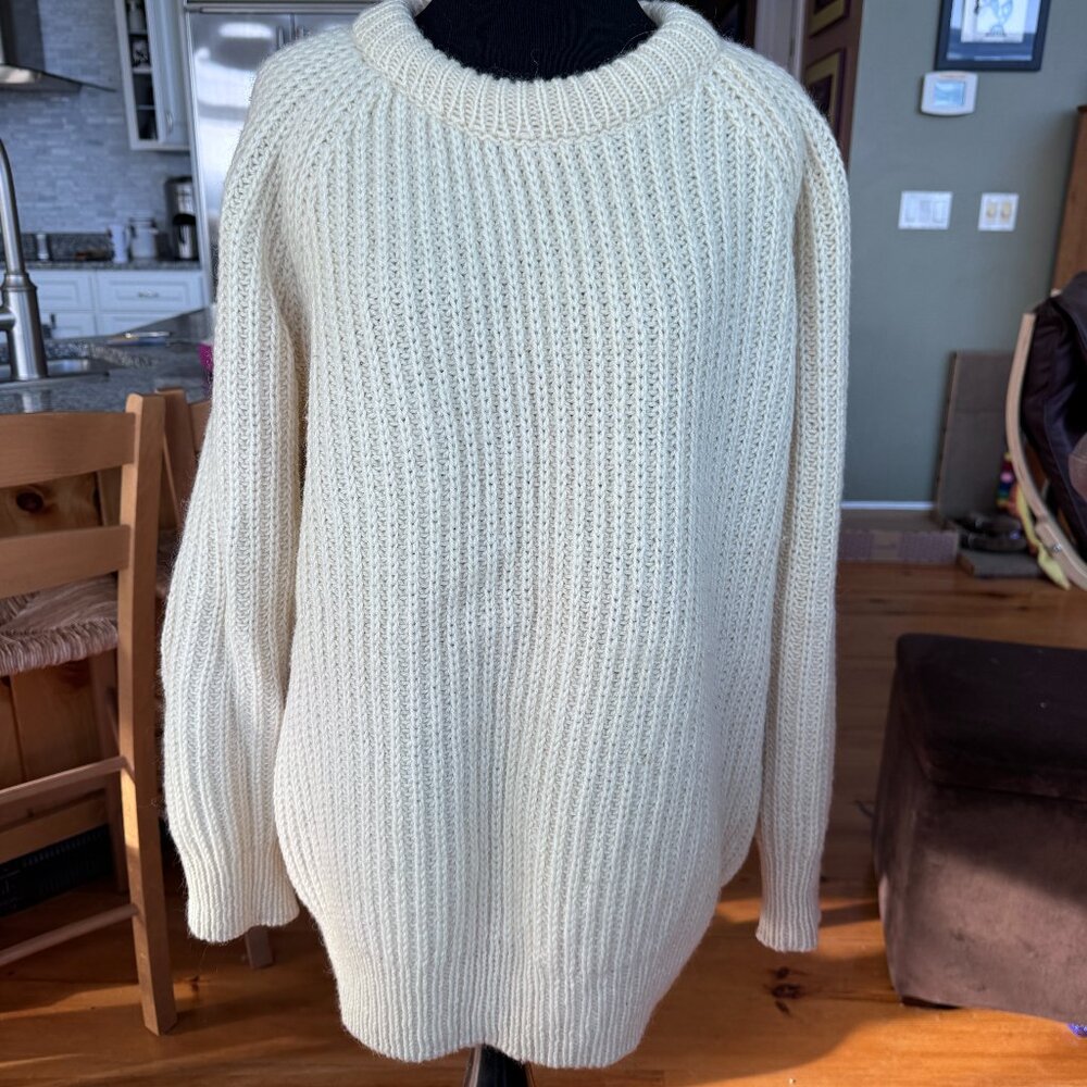 100% Irish Wool Arran Sweater. Great used Condition.